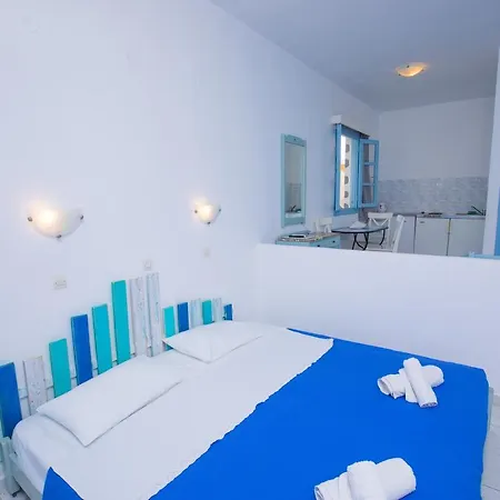 Pico מלון דירות 2*